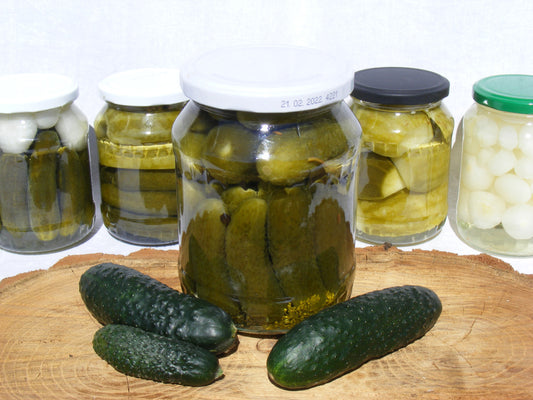 Csemegeuborka fokhagymával-720 ml